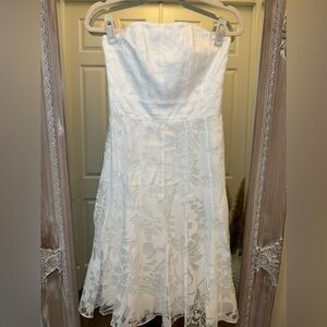 White Black House Market White Spring MIDI Dress Size 2